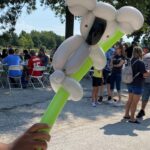 Balloon sloth at event