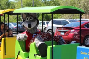 Deluxe Trackless Train with KC Wolf