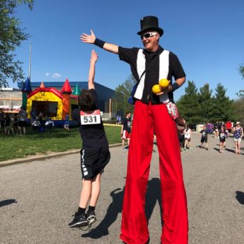 Stilt walker