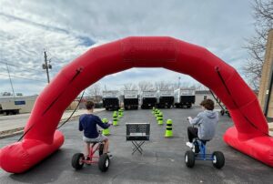 Giant trikes with arch