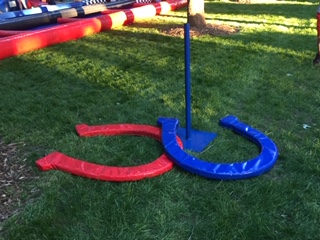 Giant Horseshoes