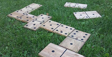 Giant Dominoes